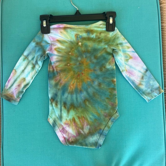 Hand dyed onesie - Picture 2 of 2